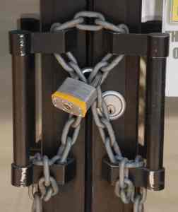 Fool proof lock and chain